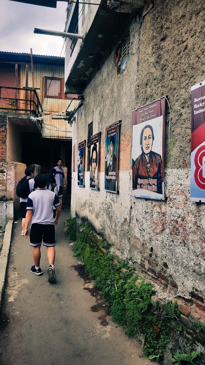 Lembah Cihampelas Tour